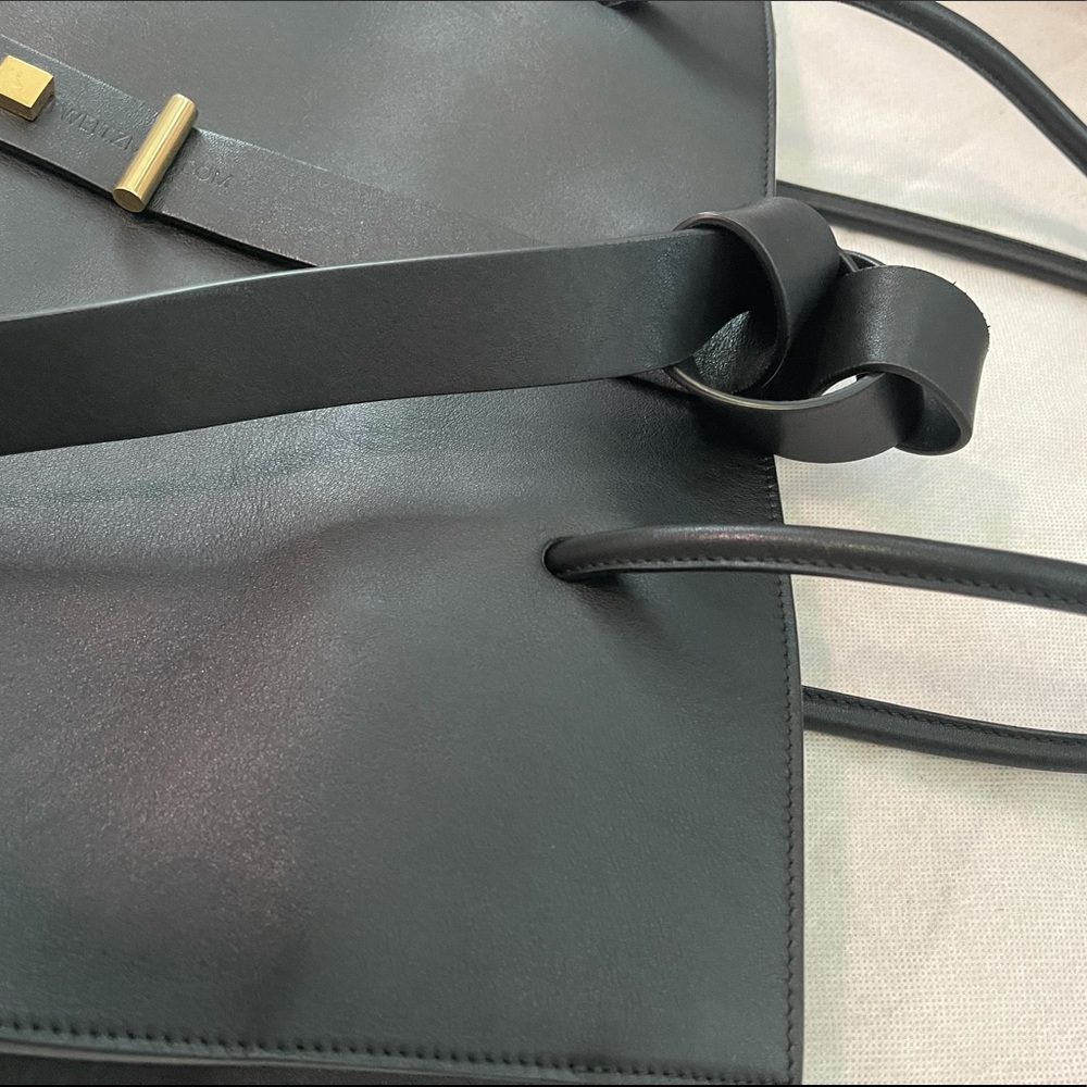 Stuart Weitzman Bag ๐ค - Picture 17 of 17